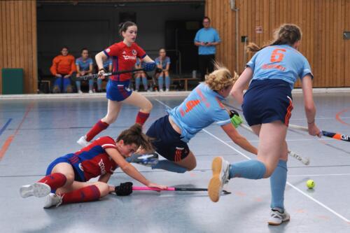 2023-02-12 wU18 Südd. MHC vs. Wiesbaden - 1 (16)