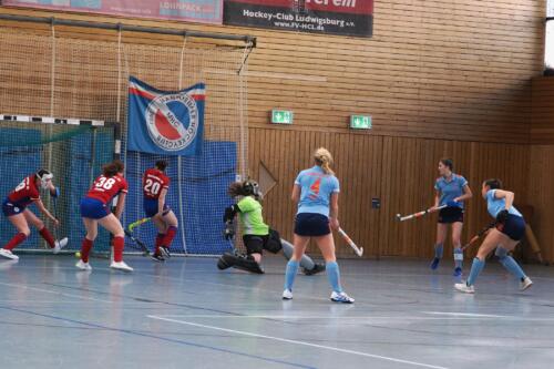 2023-02-12 wU18 Südd. MHC vs. Wiesbaden - 1 (21)
