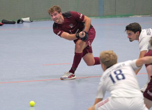 H1 bei Mannheimer-HCh 20231202 22