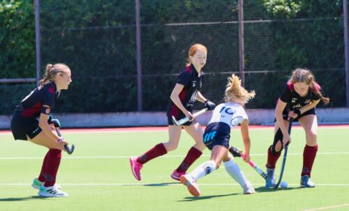 wU14-Verbandsliga vs HTC-S-Kickers 01