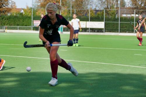wU14 FINAL4 HTC-S-KICKERS 20211002 22